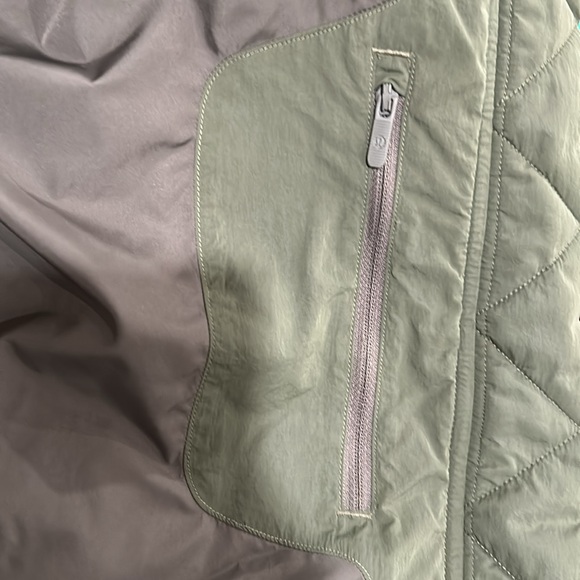Lululemon jacket - Picture 8 of 10